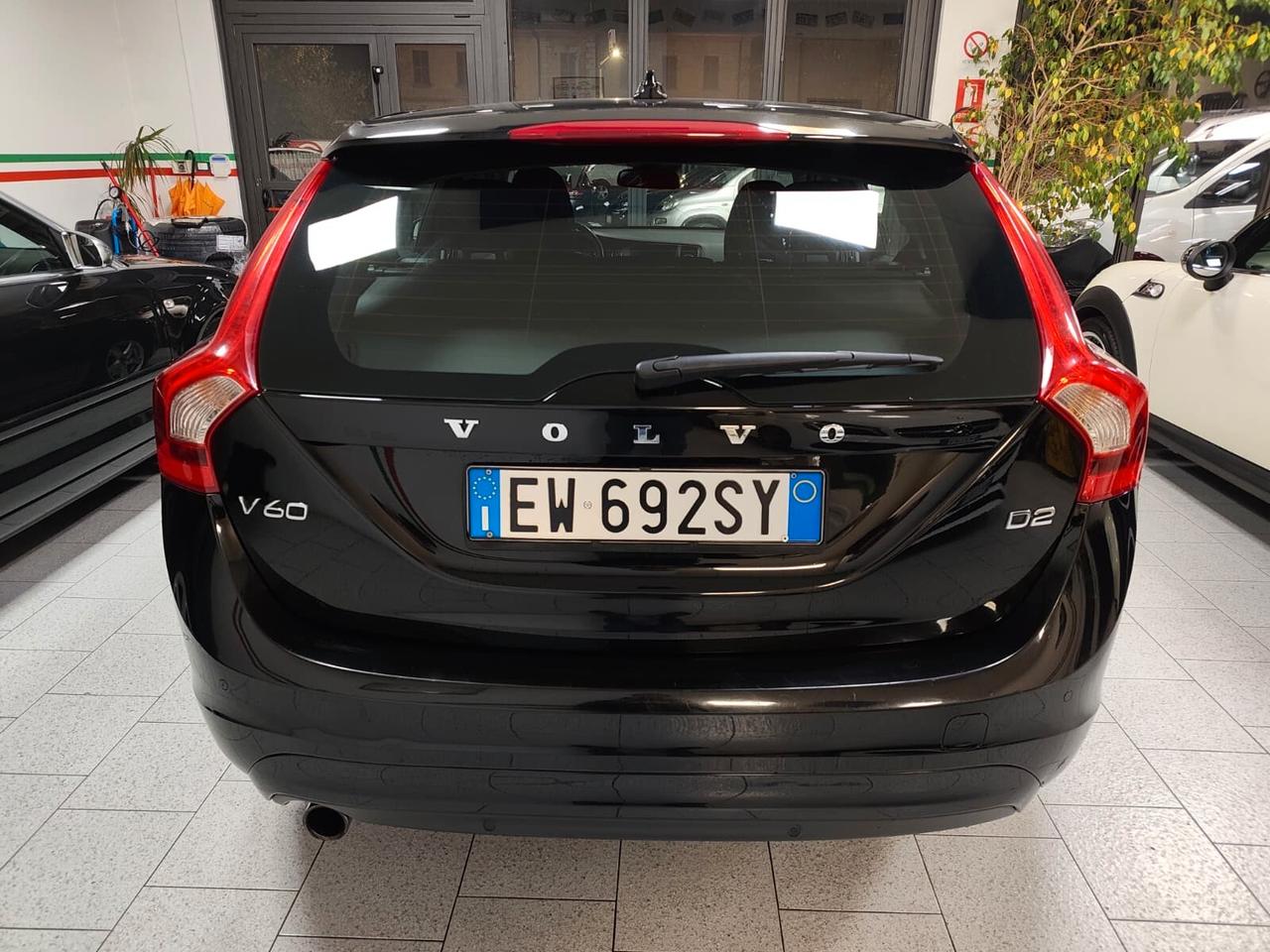 Volvo V60 D2 1.6 DIESEL NEOPATENTATI