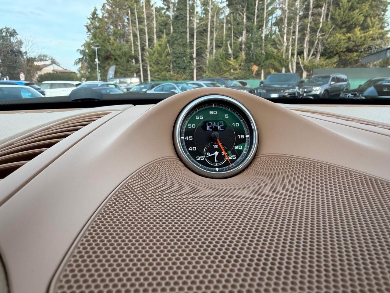 Porsche Cayenne 3.0 Diesel /km docnavi/pelle/chrono/21"