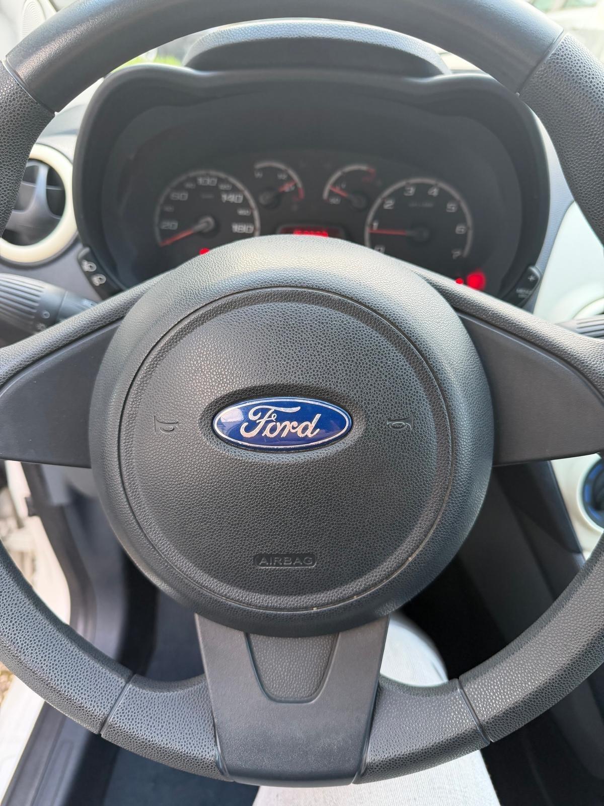 Ford Ka 1.2 8V 69CV Titanium 2009 Km 157950