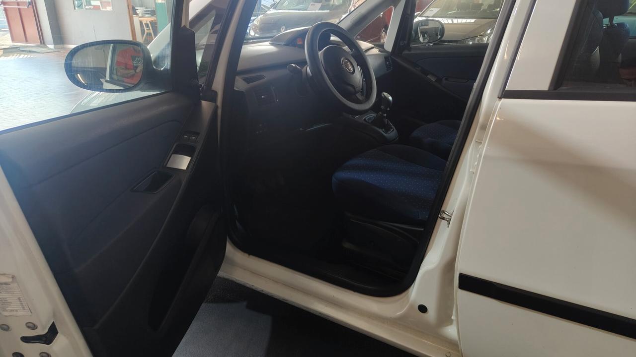 Fiat Idea 1.4 16V S&S Dynamic