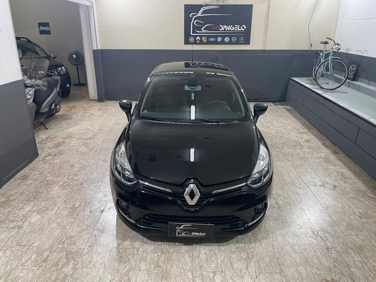 Renault Clio dCi 8V 75 CV Start&Stop 5 porte Energy Duel