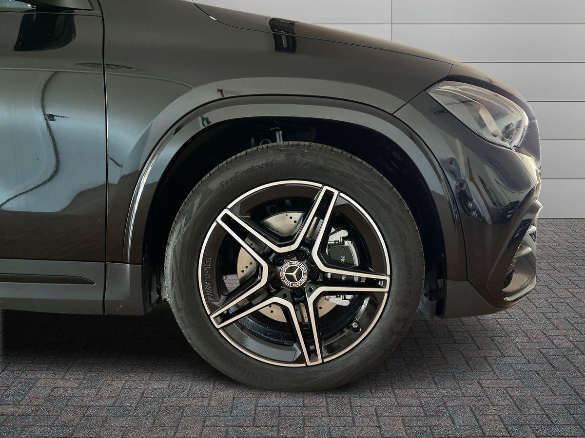 Mercedes-Benz GLA 200 d automatic