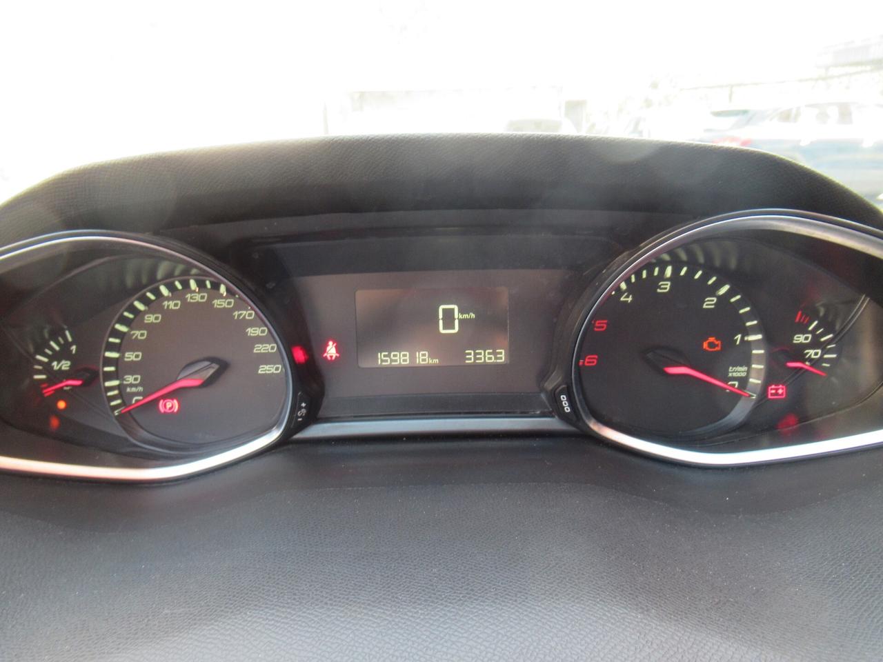Peugeot 308 BlueHDi 120 S&S SW Business