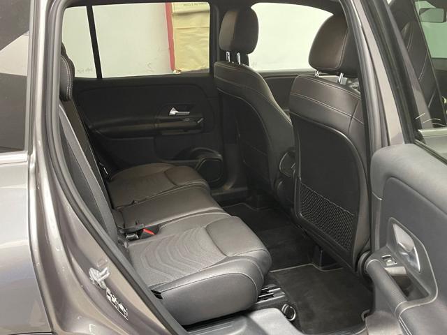 MERCEDES-BENZ GLB 180 d Automatic Business