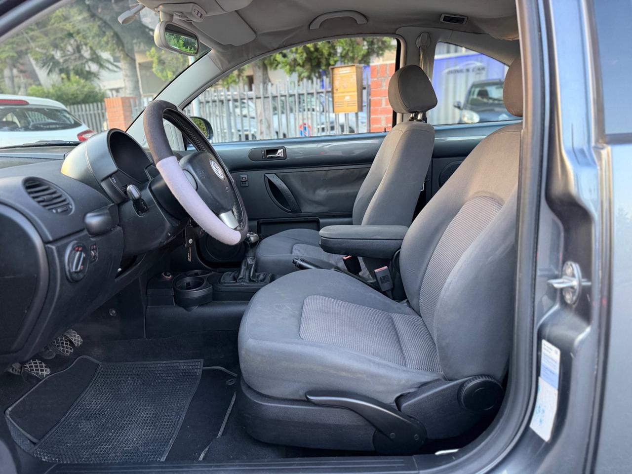 Volkswagen New Beetle 1.9 TDI 101CV