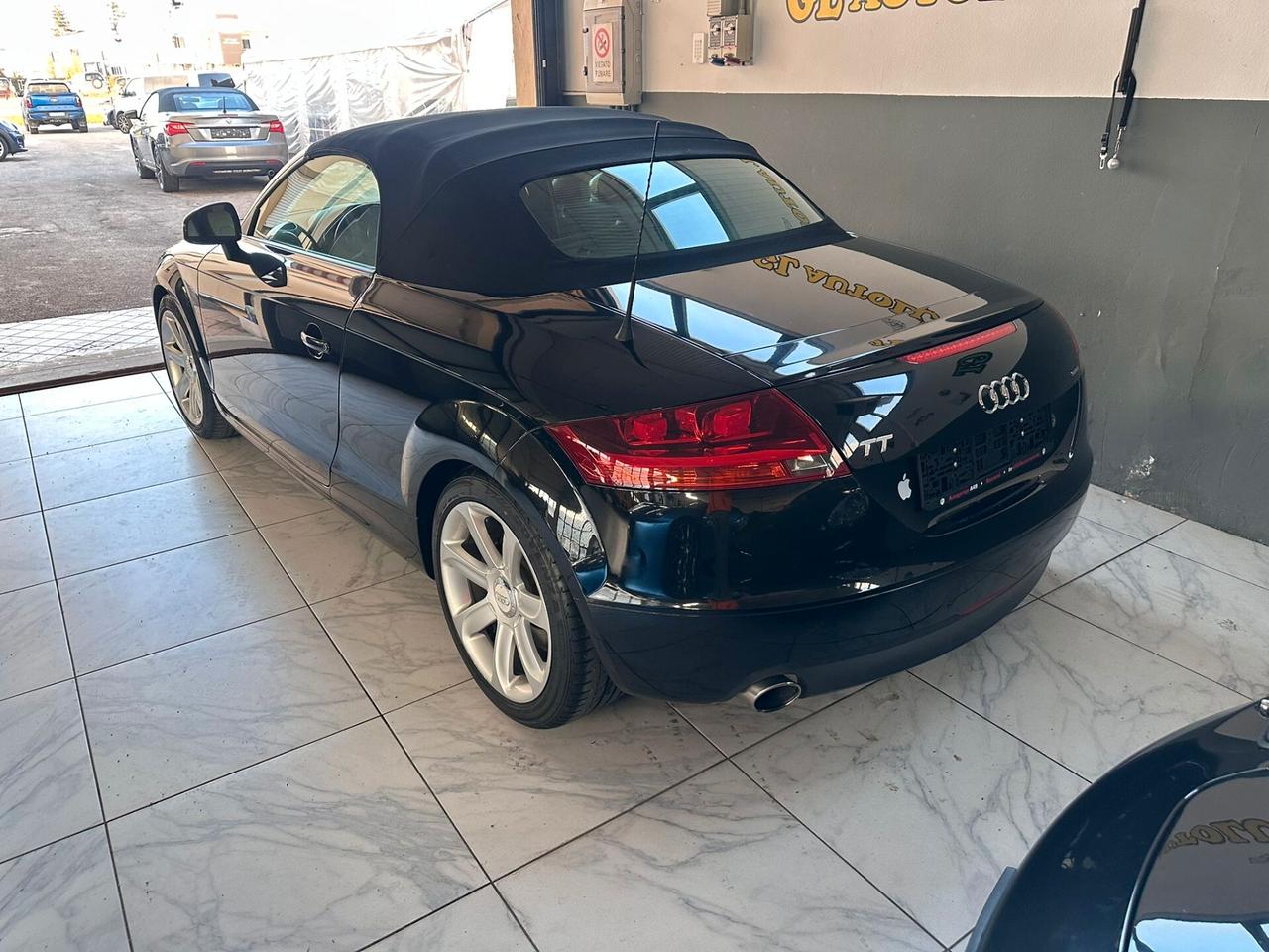 Audi TT Roadster 3.2 V6 quattro S tronic Permute