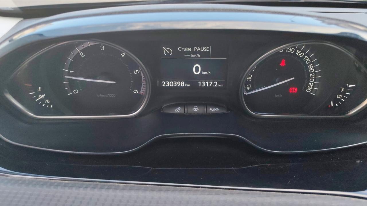 Peugeot 2008 BlueHDi 120 S&S GT Line