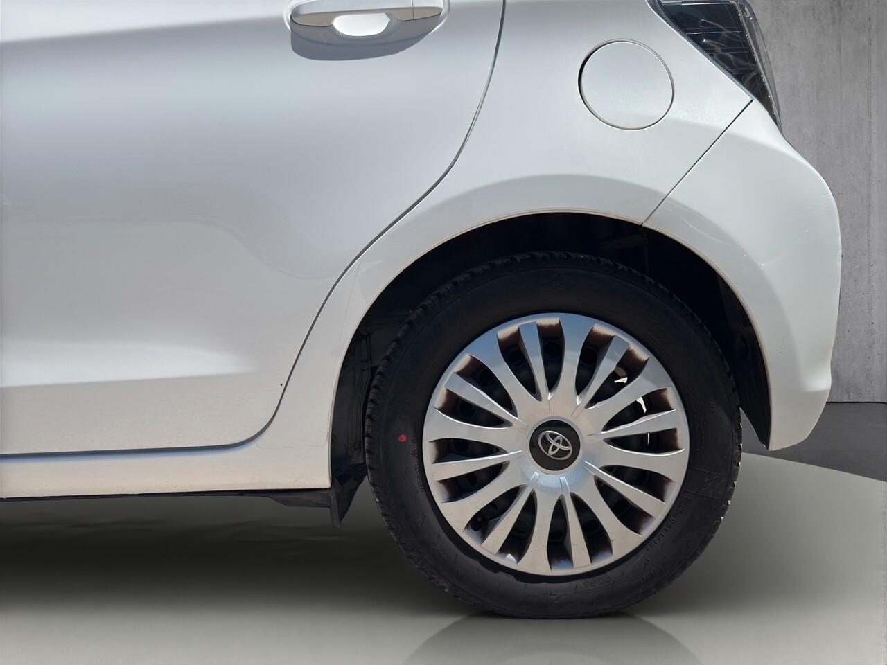 Toyota Yaris 1.5 Hybrid 5 porte Lounge