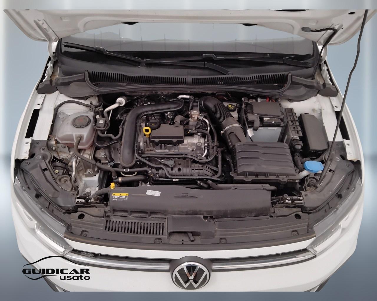 VOLKSWAGEN Polo VI 2022 - Polo 1.0 tsi R-Line 95cv
