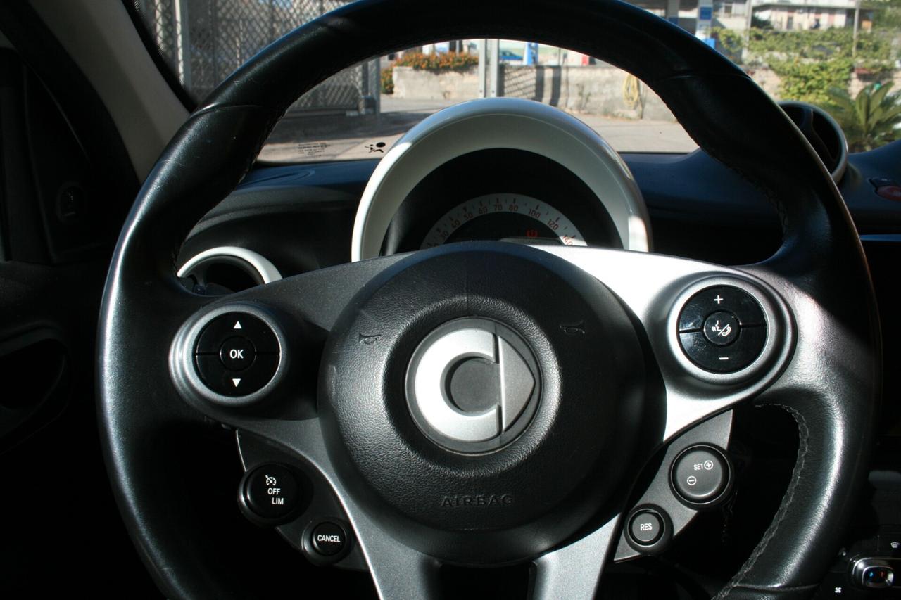 Smart ForFour 70 1.0 Passion