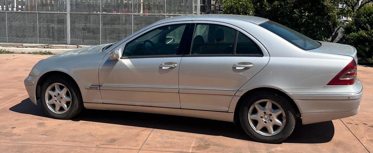 Mercedes-benz C 220 CDI cat Elegance