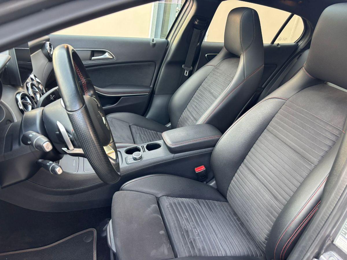 MERCEDES Classe GLA 200 d Automatic 4Matic Premium