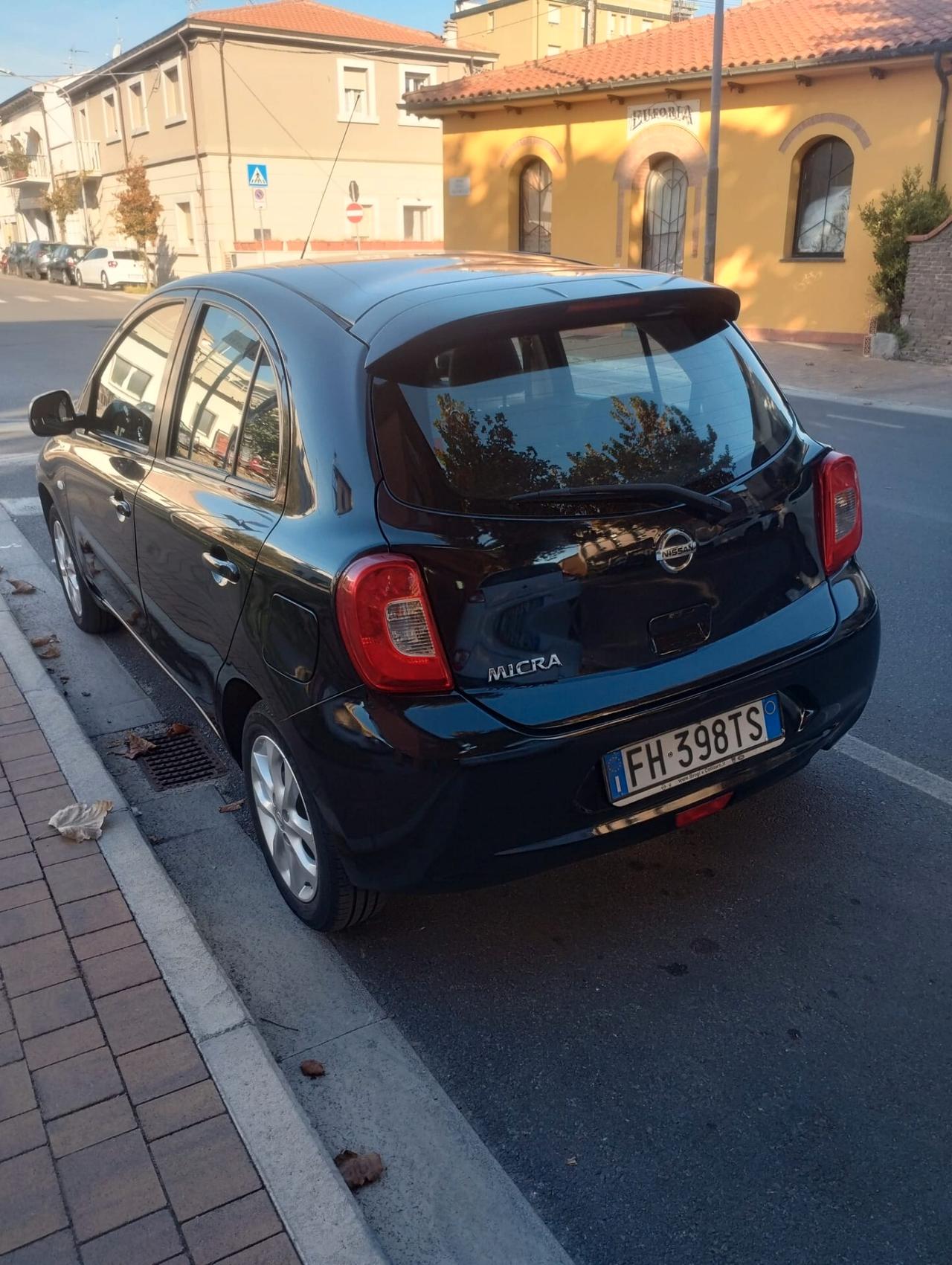 Nissan Micra 1.2 12V 5 porte Tekna