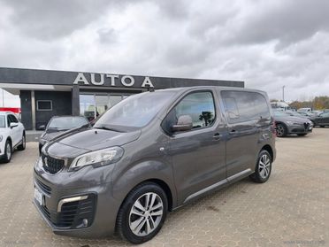 PEUGEOT Traveller BlueHDi 115 S&S Compact Allure