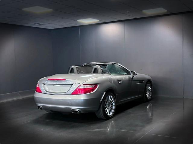MERCEDES-BENZ SLK 200 CGI Sport