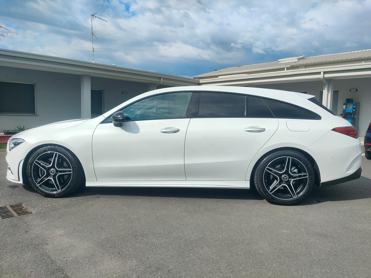 Mercedes-benz CLA 200 d Automatic Premium AMG
