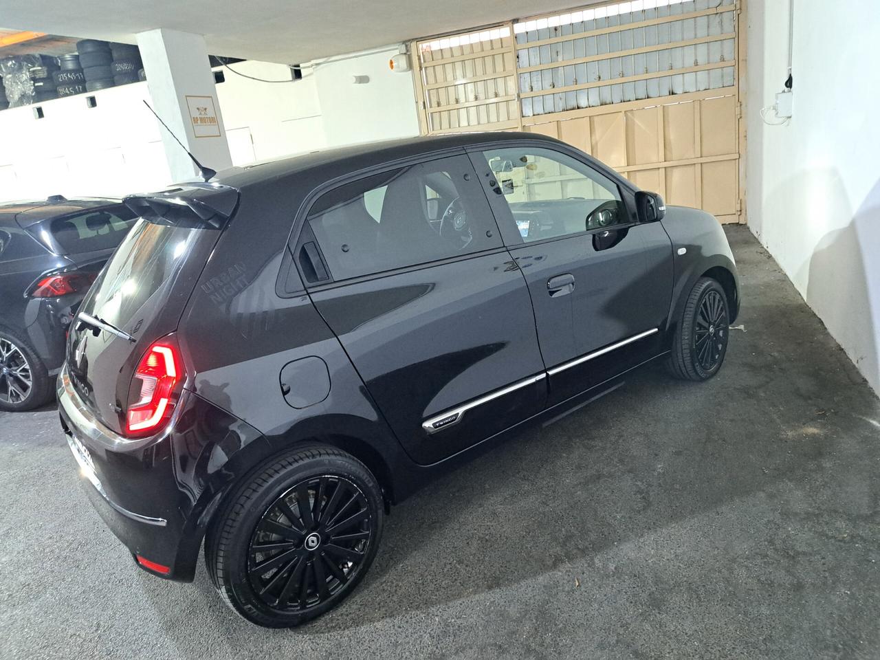 Renault Twingo Electric Urban Night