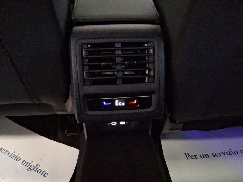 Volkswagen Golf 1.5 TSI eHybrid DSG Edition Plus