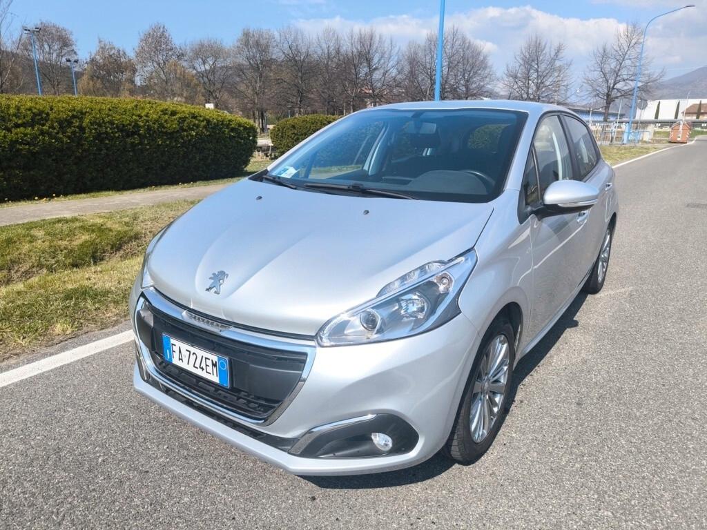 PEUGEOT 208 1,2 BENZ- KM 70000-UNIPROPRIETARIO-EURO 6