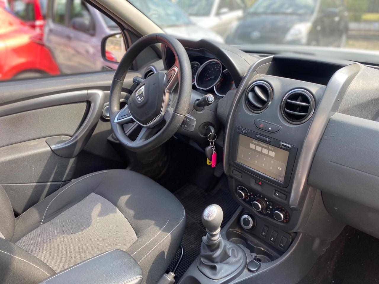 Dacia Duster 1.5 dCi 4x4 Lauréate Pochi km