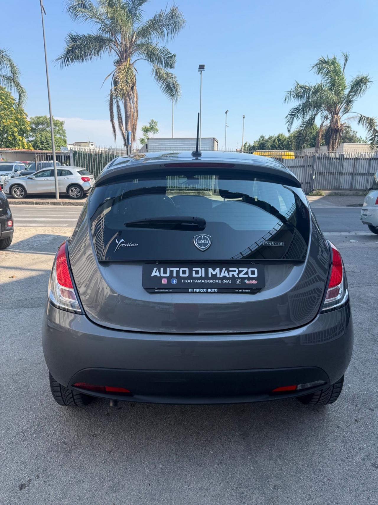 Lancia Ypsilon 1.0 FireFly 5 porte S&S Hybrid Gold Plus