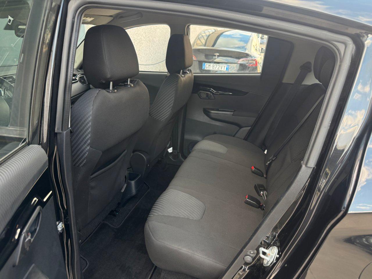 Mahindra KUV100 1.2 K8 m-bifuel GPL