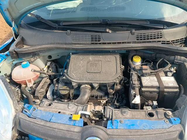 AUTO SINISTRATA
