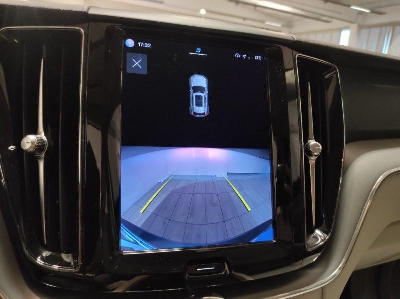VOLVO XC60 (2017-->) - XC60 B4 (d) automatico Core