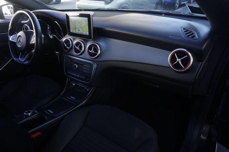 Mercedes-Benz CLA Mercedes-Benz CLA 220 d Automatic Premium CDI 130KW ANNO 2015