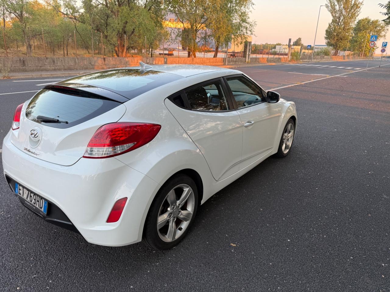 Hyundai Veloster 1.6 GDI DCT Comfort