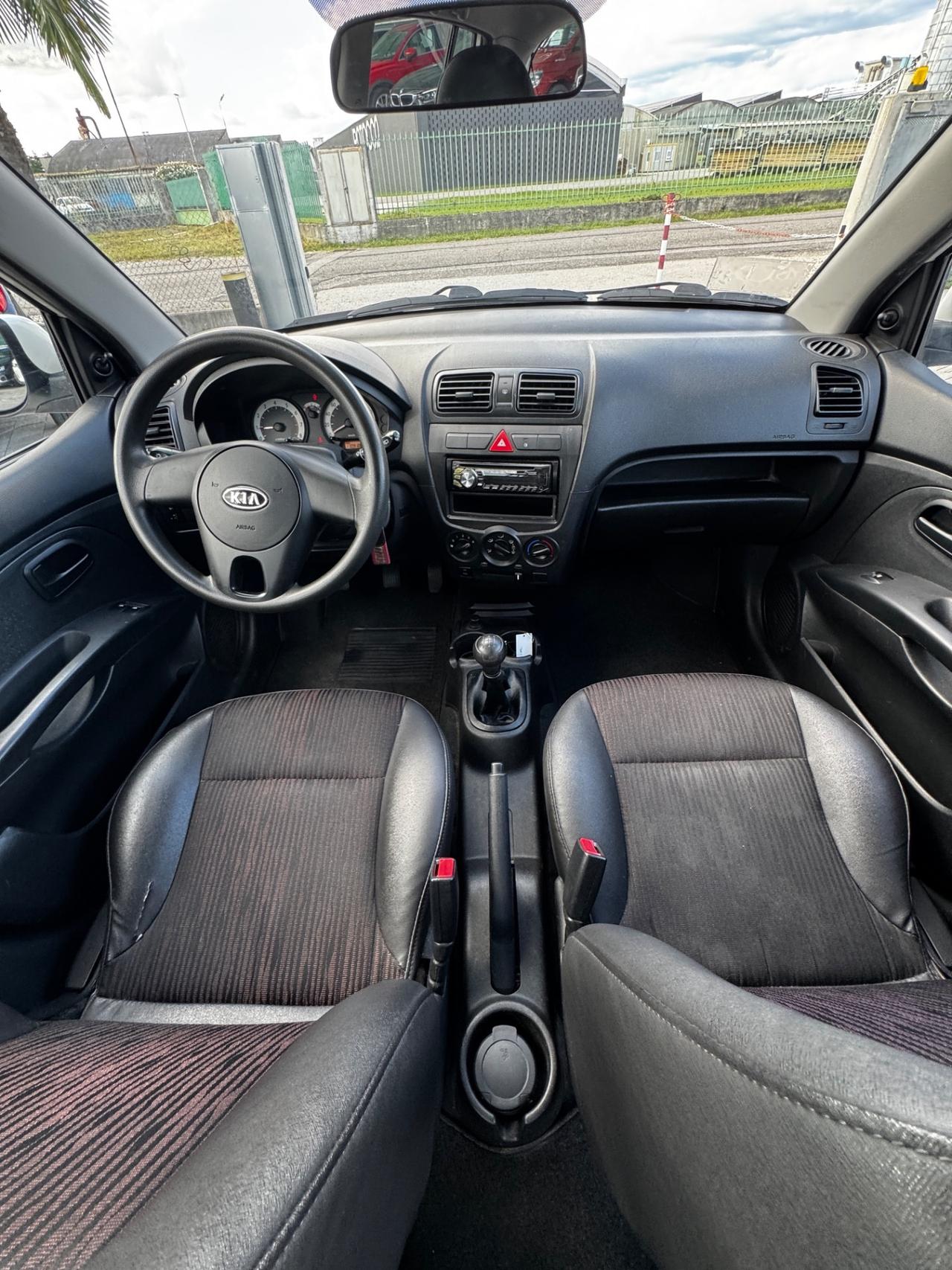Kia Picanto 2009 ok neopatentati