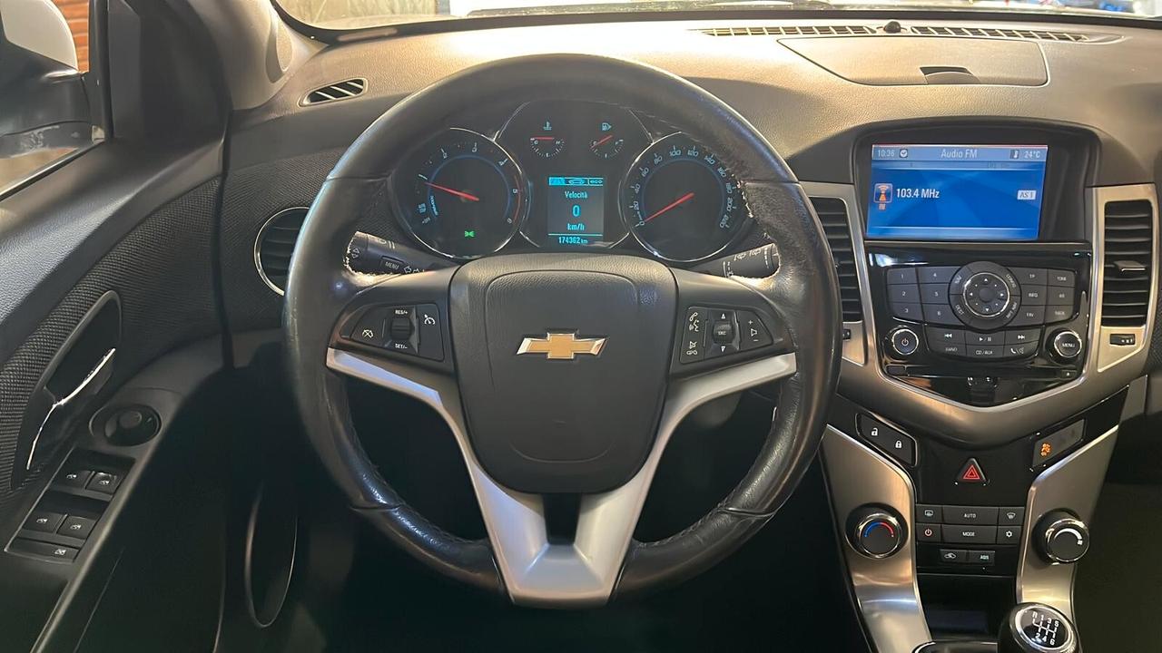 Chevrolet Cruze 1.7 Diesel Station Wagon LTZ