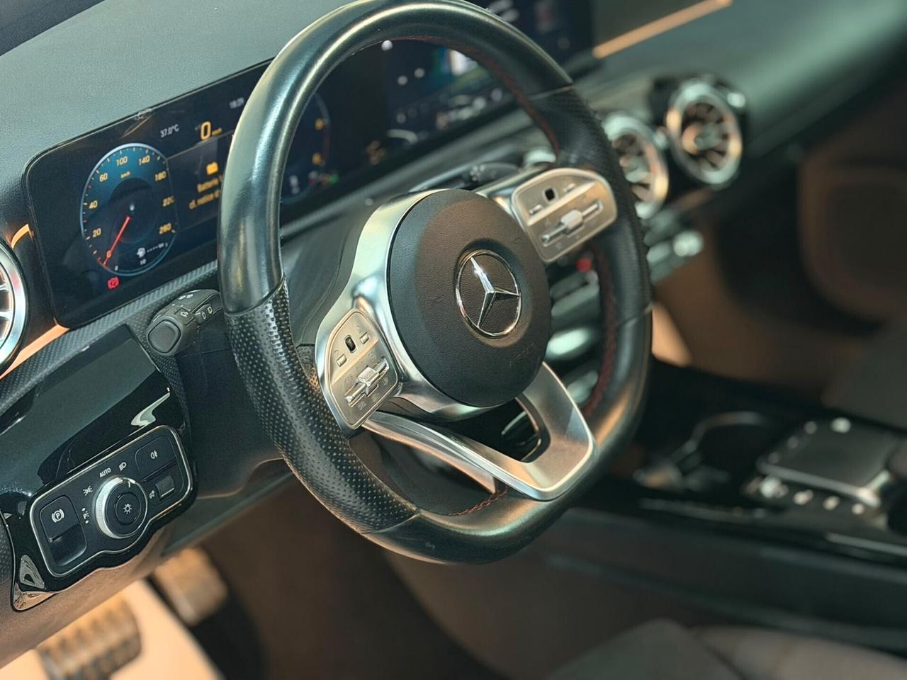 Mercedes-benz A 200 d Automatic AMG Line Premium