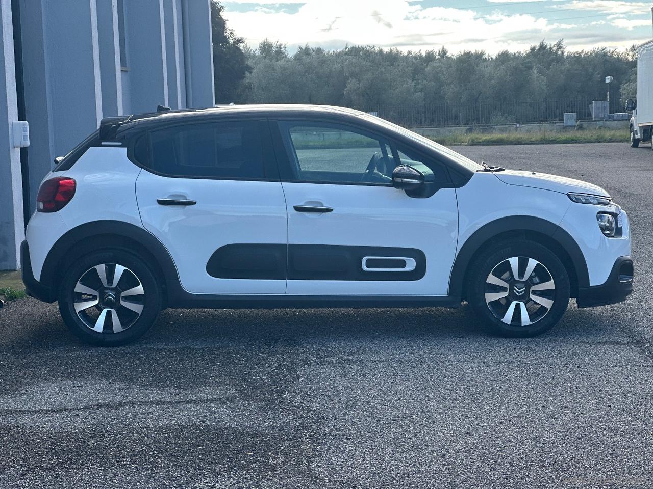 CITROEN C3 PureTech 83 S&S Shine