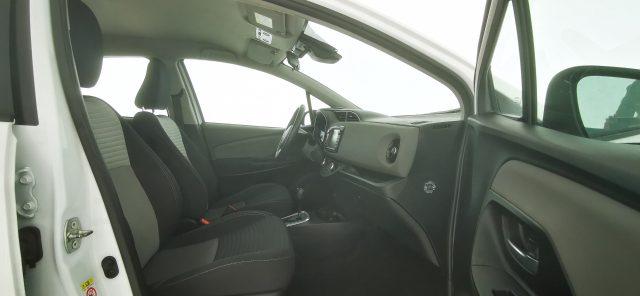 TOYOTA Yaris 1.5 Hybrid 5 porte Business