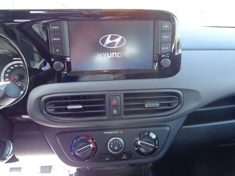 Hyundai i10 1.0 MPI A/T Tech