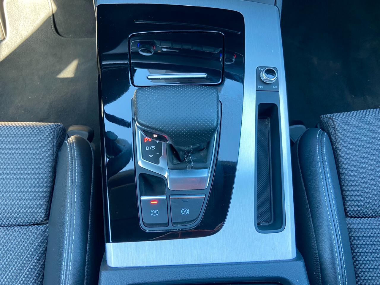 Audi Q5 Sportback 35 2.0 tdi mhev 12V S line s-tronic