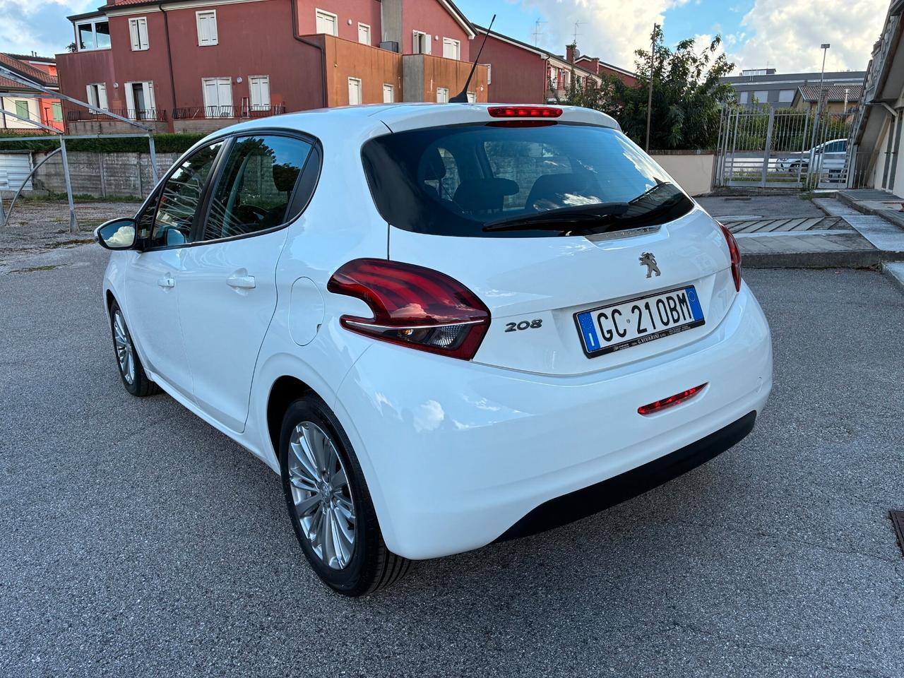 Peugeot 208 BlueHDi 100 5 porte Active