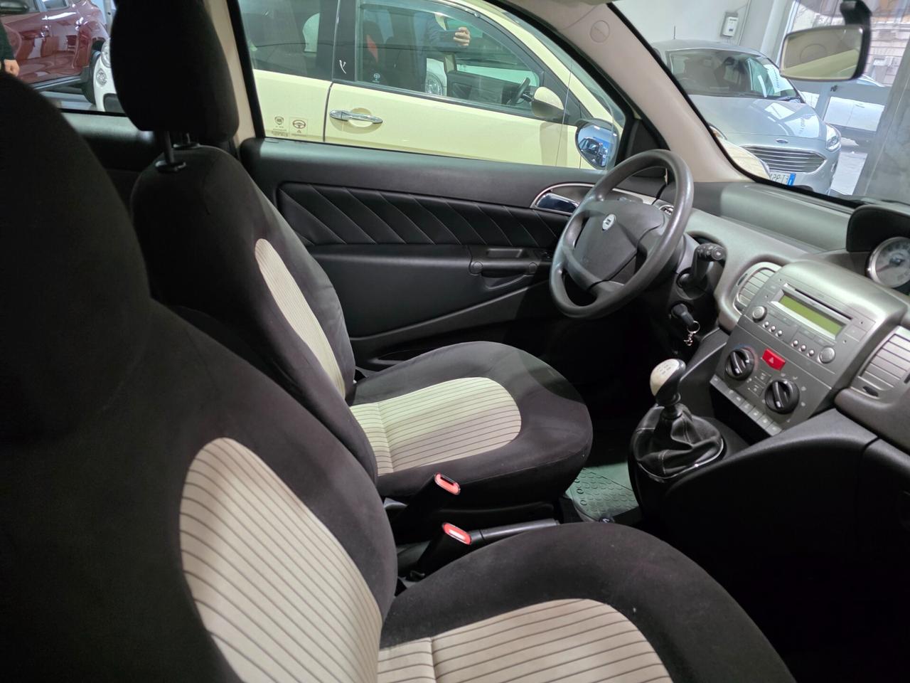 Lancia Ypsilon 1.2 Oro Full Optional