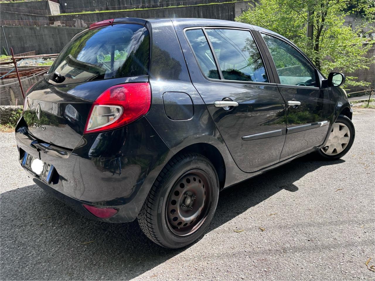 Renault Clio 1.2 16V 5 porte Dynamique