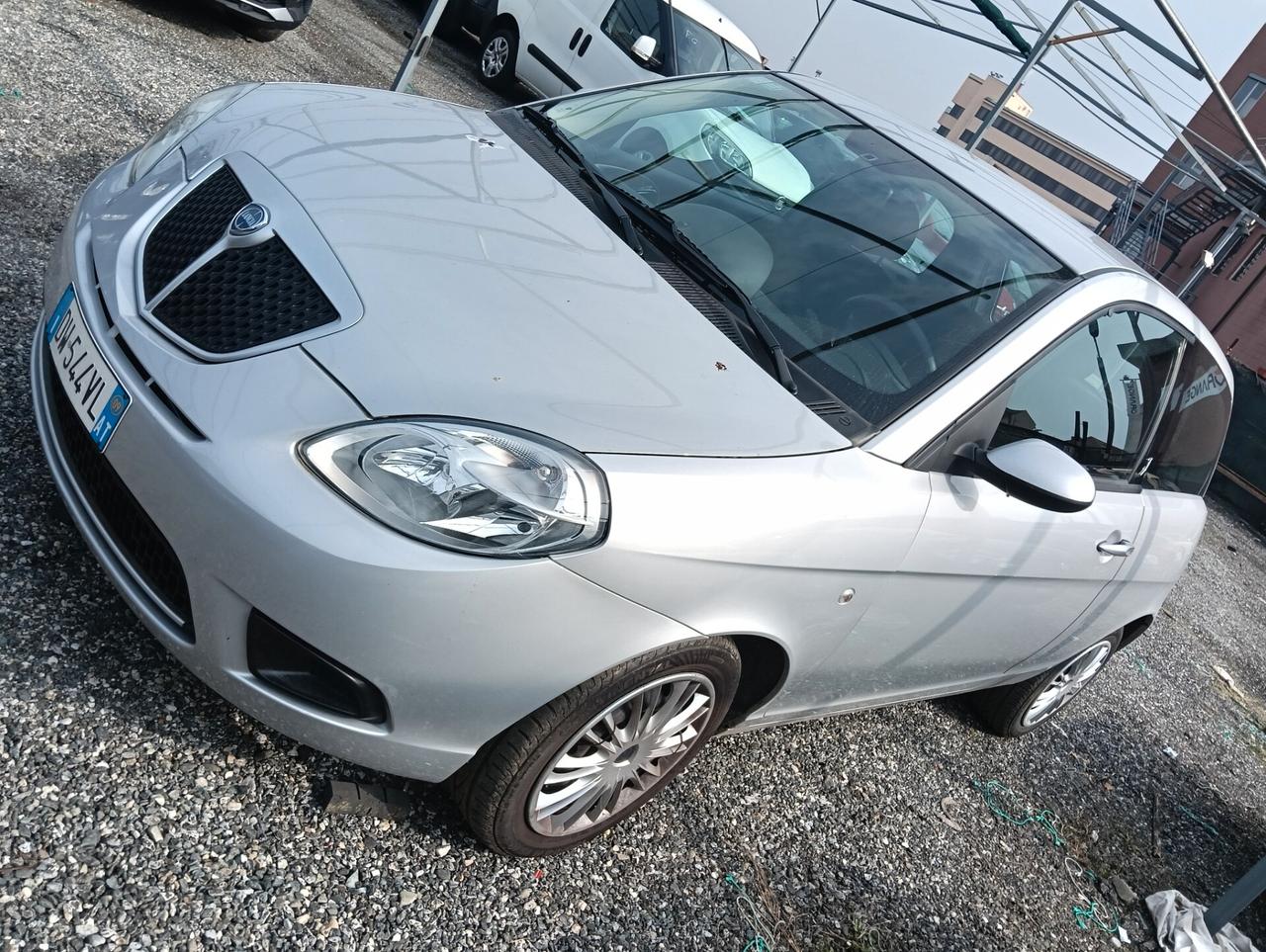 Lancia Ypsilon 1.2 Oro