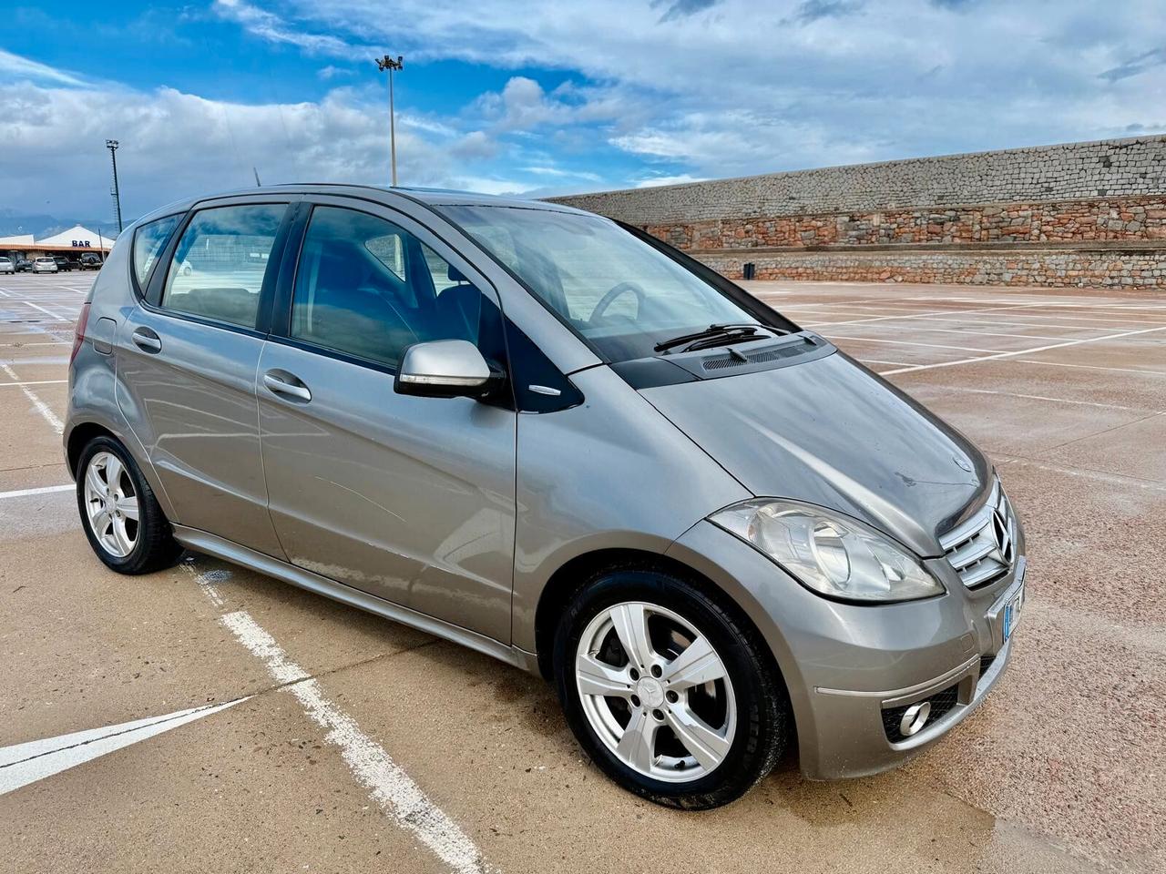 Mercedes-benz A 200 CDI Coupé Elegance