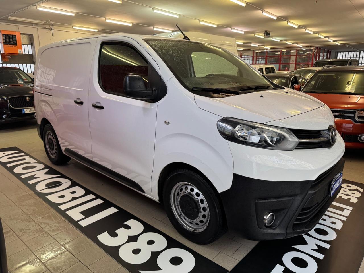 Toyota Proace 1.6D 95CV PC-TN Furgone Compact 4p.10q Comfort