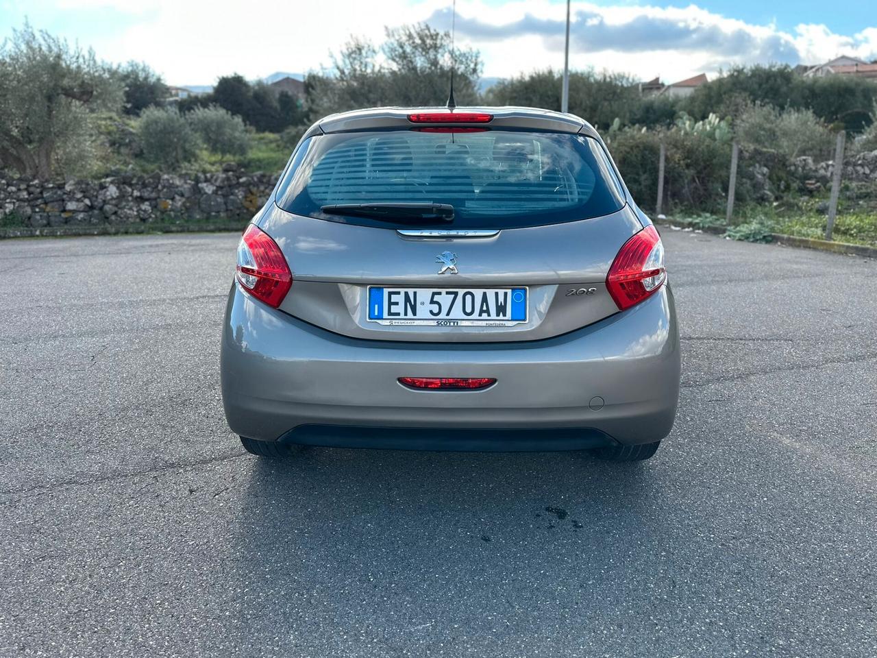 Peugeot 208 1.2 B/GPL 82 CV 5 porte