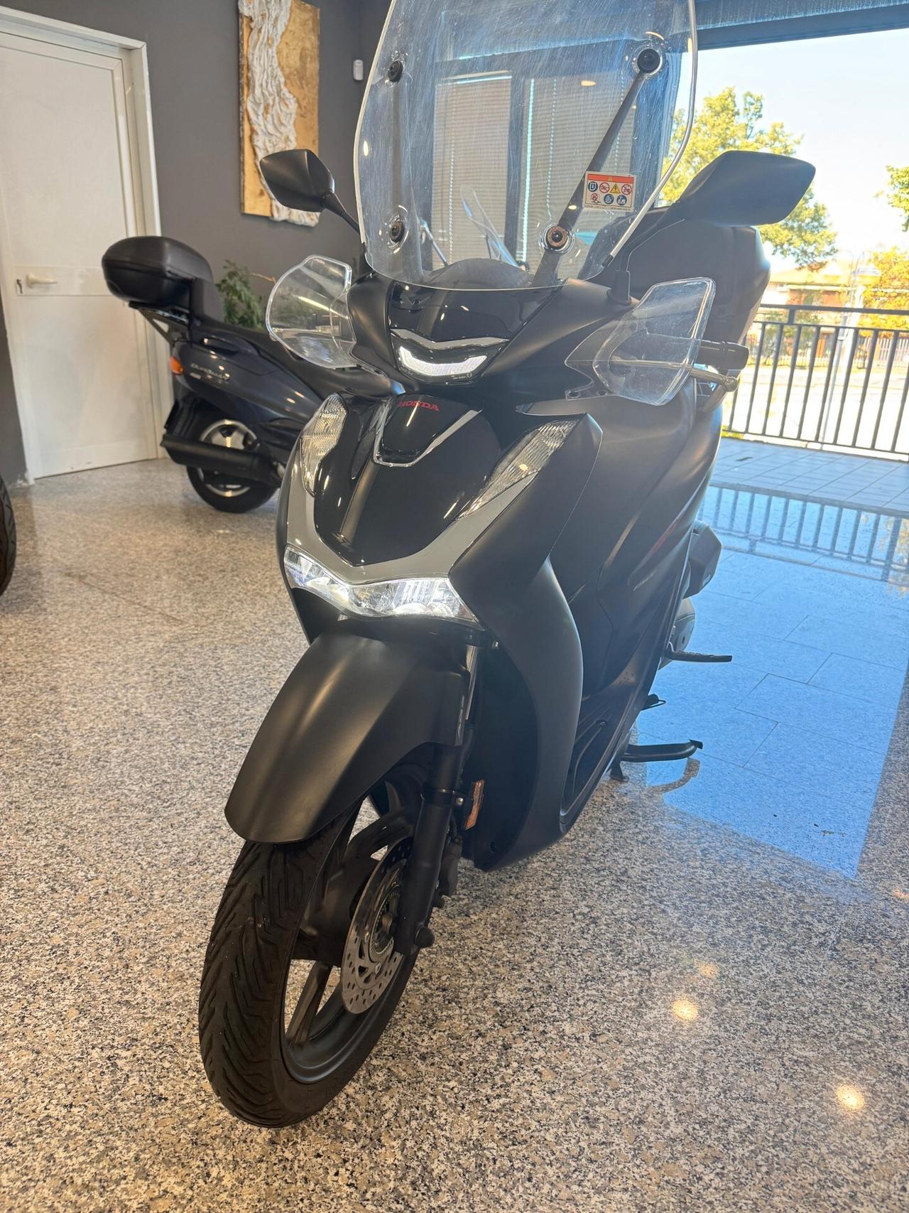 Honda SH 150 Sport Keyless
