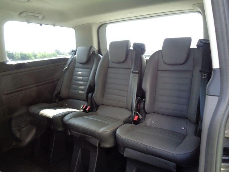 Ford Tourneo Custom 320 2.0 EcoBlue 170CV aut. PC Titanium