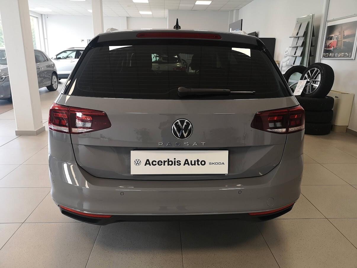 Volkswagen Passat Variant 2.0 TDI SCR EVO DSG Business NAVI - RETROCAMERA