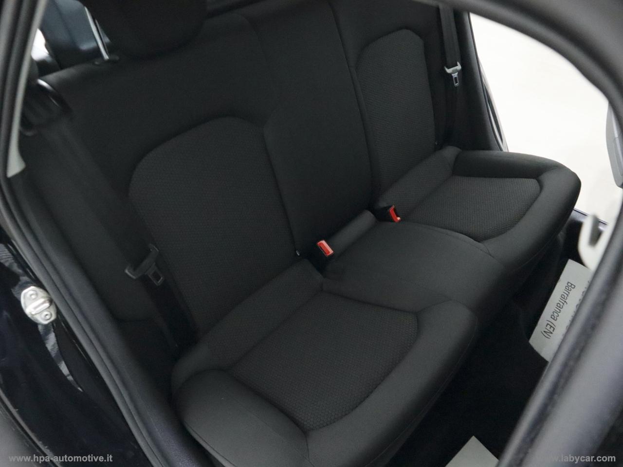 AUDI A1 SPORTBACK 1.4 TDI NAVI SENSORI CRCHI 15