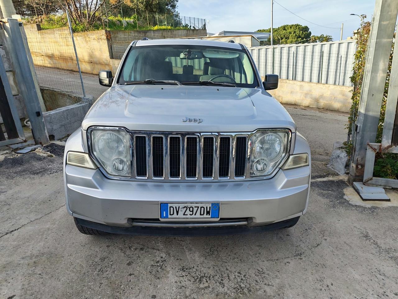 Jeep Cherokee 2.8 CRD DPF Limited Auto