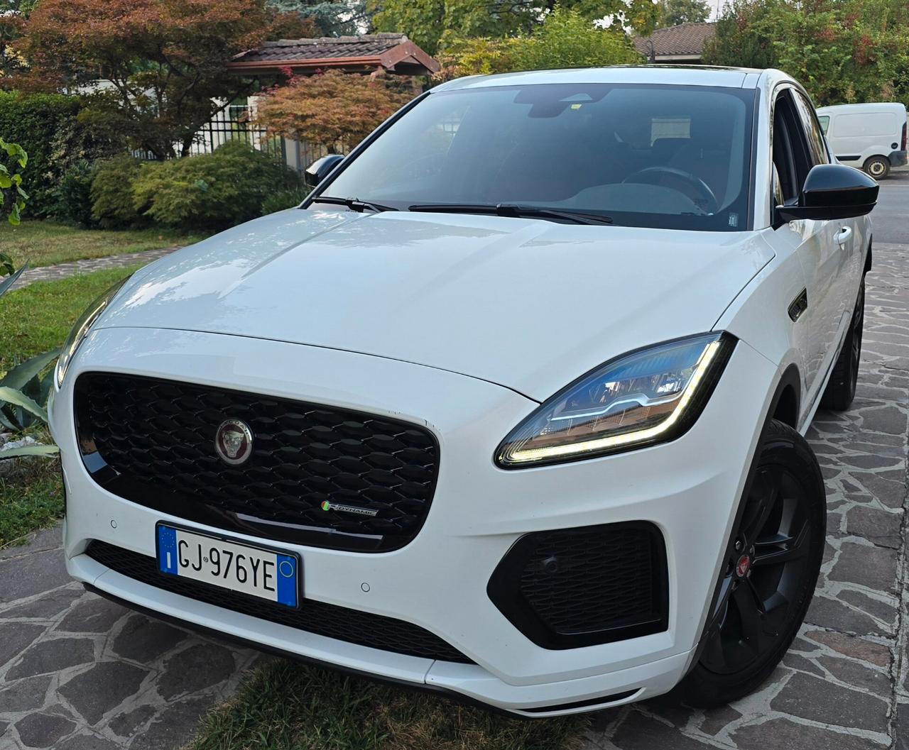 Jaguar E-Pace 2.0D I4 163 CV AWD Auto R-Dynamic Black